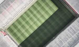 is game greensurvive2004 better on pc